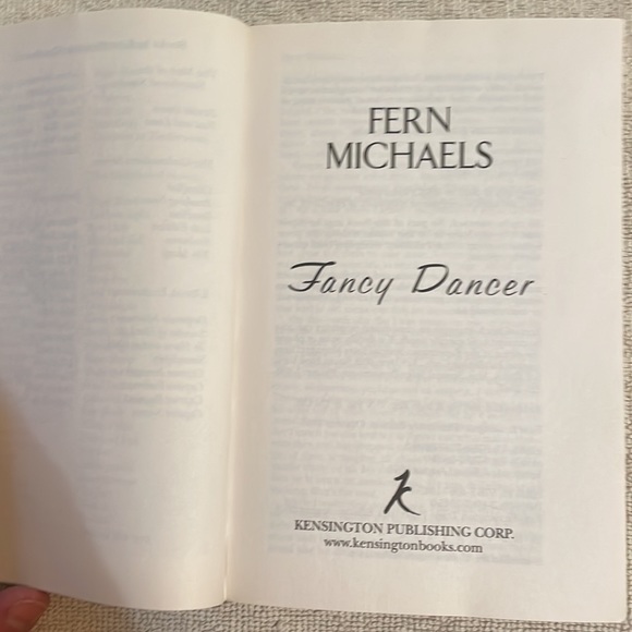 🌈2/$8  Fancy Dancer - Picture 7 of 12